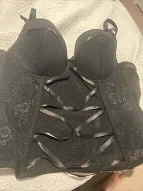 Black Lace Bustier with Ribbon Detail - Women Intimates 42C